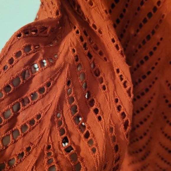 Chico's Womem's Rustic Red Bohemian Poplin Cutwork Button-Up Shirt. Size 3/XL - Picture 9 of 12